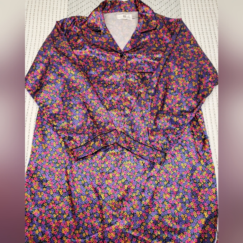 Ashley Ames Floral Sleep Shirt Nightgown Women M Ditsy Print Button Front Lounge
